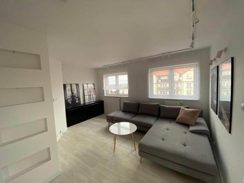 3 Pokojowy Nowoczesny Apartament Z Widokiem Na Jeziorak Lägenhet Iława Exteriör bild